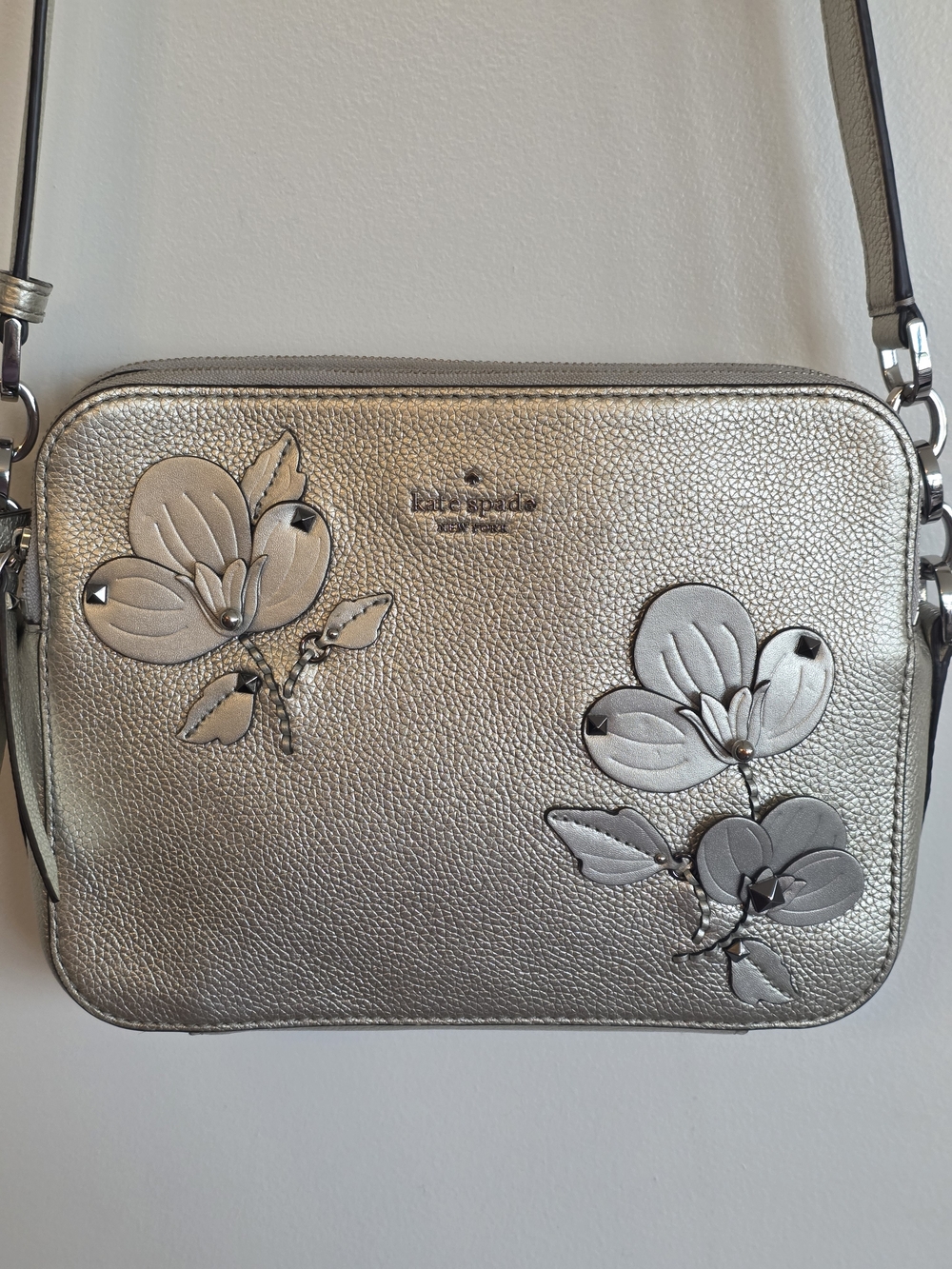 Kate Spade Metallic Silver Floral Crossbody Bag - Picture 9 of 10